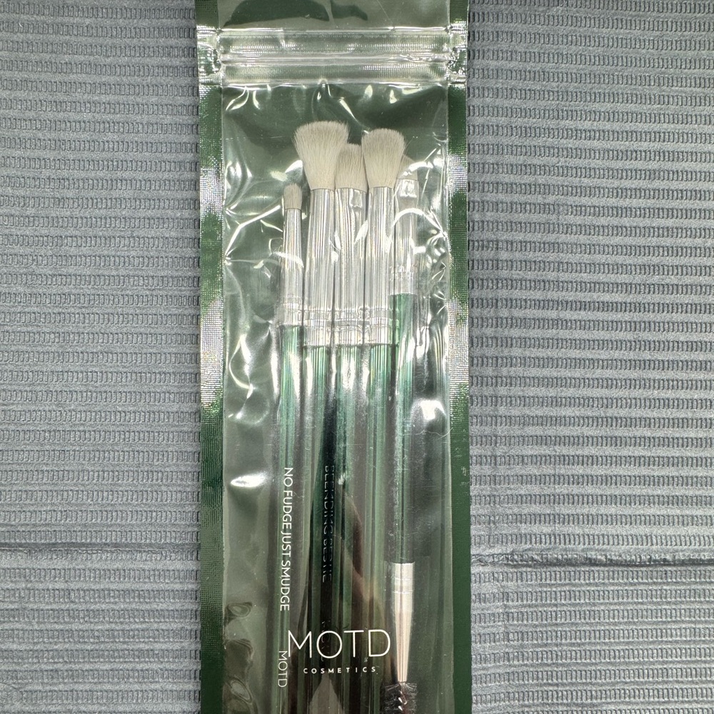 MOTD makeup brushes